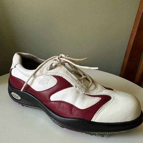 ECCO Hydromax Golf Shoes Women's Soft Spike White Red Leather Size 7-7.5 (EU 38) - Picture 1 of 11
